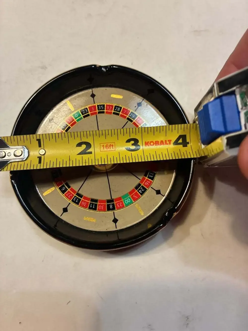 Vintage Las Vegas Themed Ceramic Roulette Wheel Ashtray